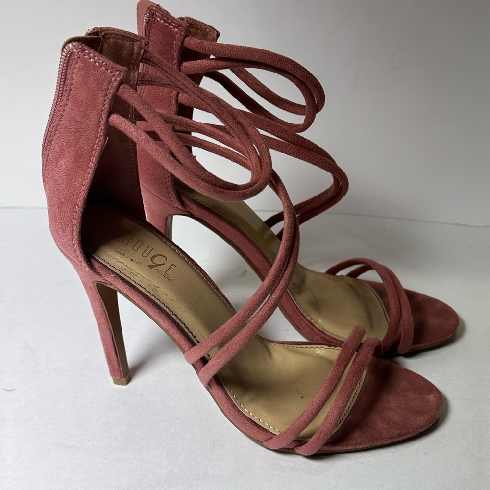 Rogue  harmoni strappy sandals heels Sz 8 Rachel 31